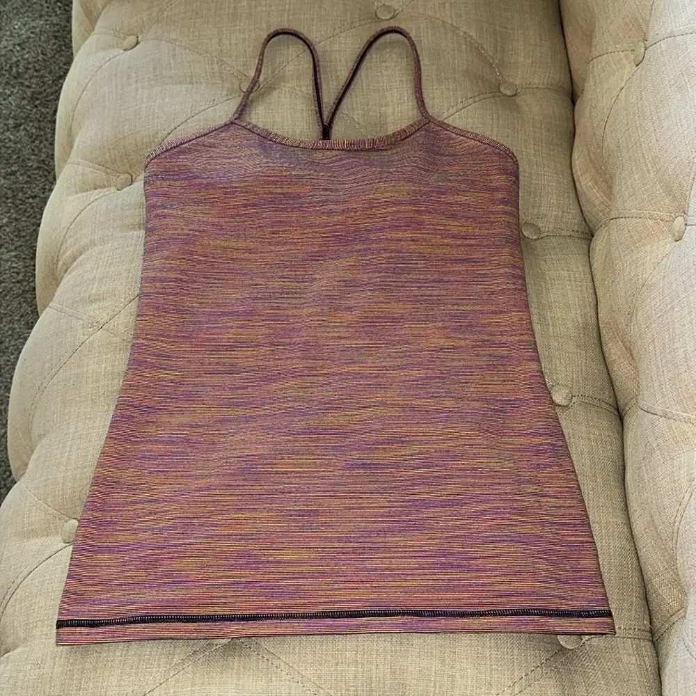 Lululemon - Picture 3 of 14